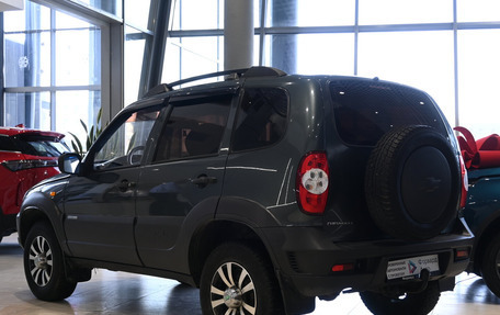 Chevrolet Niva I рестайлинг, 2011 год, 595 000 рублей, 4 фотография