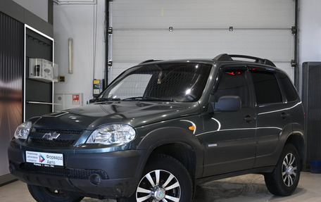 Chevrolet Niva I рестайлинг, 2011 год, 595 000 рублей, 3 фотография