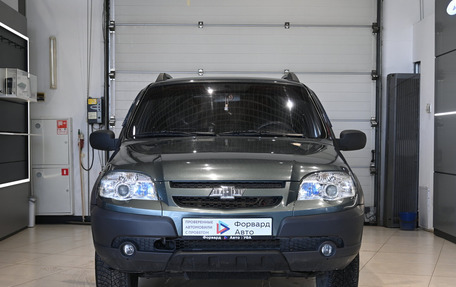 Chevrolet Niva I рестайлинг, 2011 год, 595 000 рублей, 2 фотография