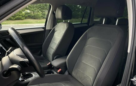Volkswagen Tiguan II, 2018 год, 2 920 000 рублей, 14 фотография