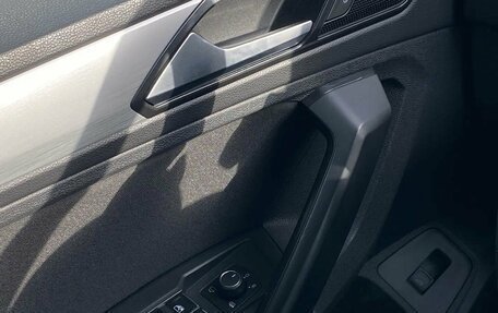 Volkswagen Tiguan II, 2018 год, 2 920 000 рублей, 12 фотография