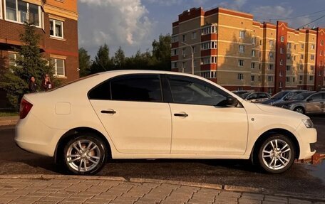 Skoda Rapid I, 2015 год, 930 000 рублей, 4 фотография