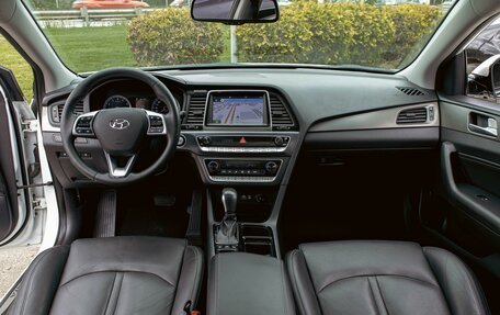 Hyundai Sonata VII, 2018 год, 1 695 000 рублей, 17 фотография
