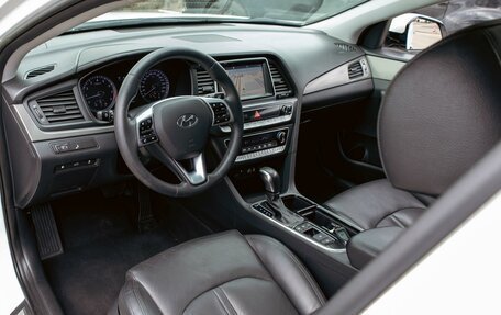 Hyundai Sonata VII, 2018 год, 1 695 000 рублей, 13 фотография