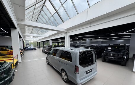 Mercedes-Benz V-Класс, 2026 год, 14 290 000 рублей, 40 фотография