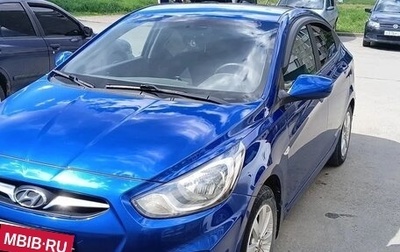 Hyundai Solaris II рестайлинг, 2012 год, 825 000 рублей, 1 фотография