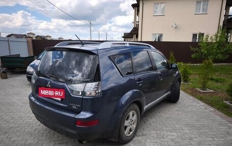 Mitsubishi Outlander III рестайлинг 3, 2008 год, 800 000 рублей, 2 фотография