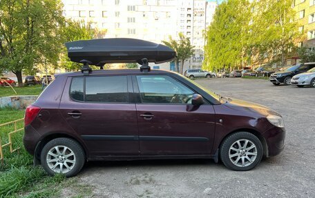 Skoda Fabia II, 2011 год, 388 000 рублей, 2 фотография