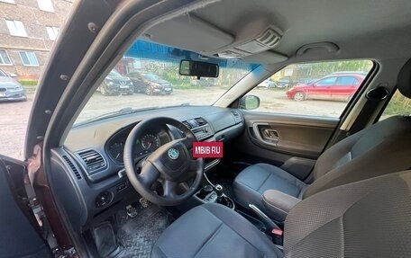 Skoda Fabia II, 2011 год, 388 000 рублей, 4 фотография