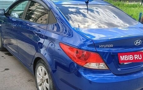 Hyundai Solaris II рестайлинг, 2012 год, 825 000 рублей, 4 фотография
