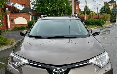 Toyota RAV4, 2017 год, 2 270 000 рублей, 7 фотография