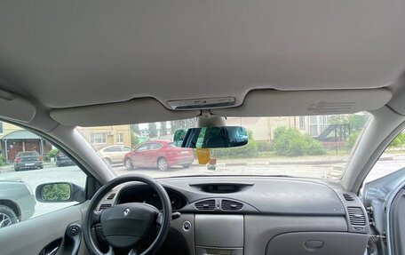 Renault Laguna II, 2003 год, 400 000 рублей, 8 фотография