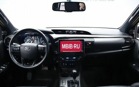 Toyota Hilux VIII, 2021 год, 5 750 000 рублей, 15 фотография