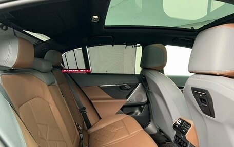 BMW 5 серия, 2025 год, 10 170 000 рублей, 11 фотография