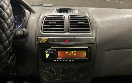 Hyundai Accent II, 2005 год, 170 000 рублей, 3 фотография