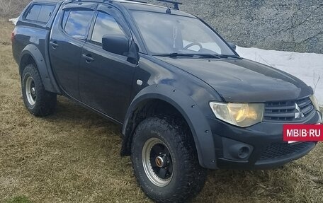 Mitsubishi L200 IV рестайлинг, 2011 год, 1 200 000 рублей, 2 фотография