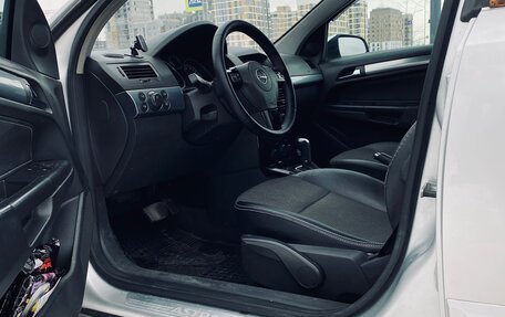 Opel Astra H, 2008 год, 550 000 рублей, 13 фотография