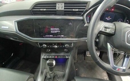 Audi Q3, 2022 год, 2 205 000 рублей, 10 фотография