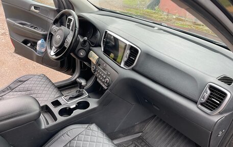 KIA Sportage IV рестайлинг, 2018 год, 1 950 000 рублей, 17 фотография