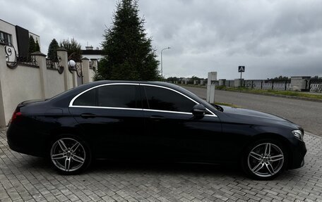 Mercedes-Benz E-Класс, 2019 год, 3 400 000 рублей, 12 фотография