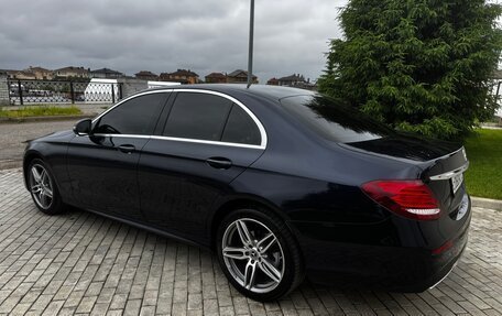 Mercedes-Benz E-Класс, 2019 год, 3 400 000 рублей, 16 фотография