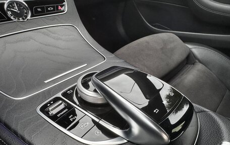 Mercedes-Benz E-Класс, 2019 год, 3 400 000 рублей, 23 фотография