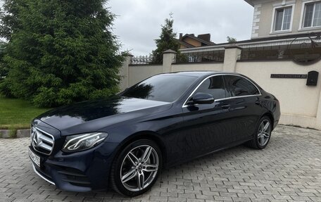Mercedes-Benz E-Класс, 2019 год, 3 400 000 рублей, 18 фотография