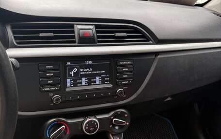 KIA Rio IV, 2018 год, 750 000 рублей, 6 фотография