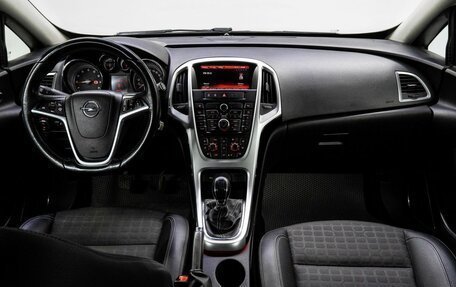 Opel Astra J, 2013 год, 890 000 рублей, 17 фотография