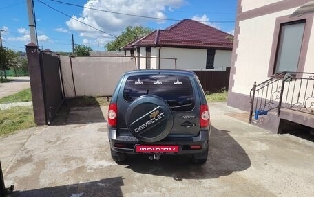 Chevrolet Niva I рестайлинг, 2014 год, 560 000 рублей, 3 фотография