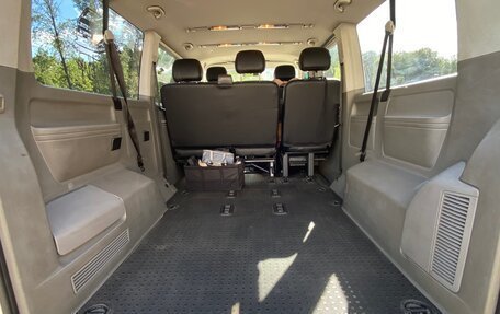 Volkswagen Caravelle T5, 2011 год, 1 990 000 рублей, 15 фотография