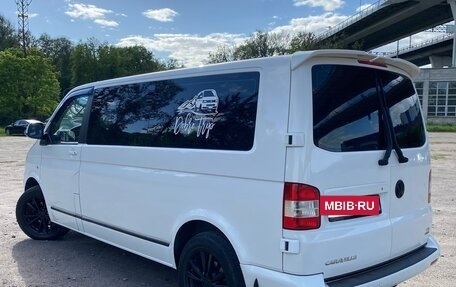 Volkswagen Caravelle T5, 2011 год, 1 990 000 рублей, 4 фотография