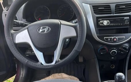 Hyundai Solaris II рестайлинг, 2012 год, 890 000 рублей, 11 фотография