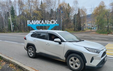 Toyota RAV4, 2025 год, 3 690 000 рублей, 5 фотография