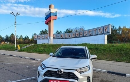 Toyota RAV4, 2025 год, 3 690 000 рублей, 7 фотография