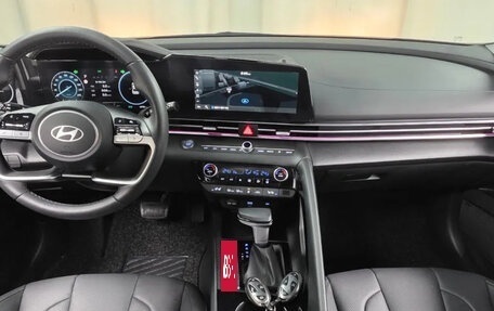 Hyundai Avante, 2025 год, 2 390 000 рублей, 10 фотография