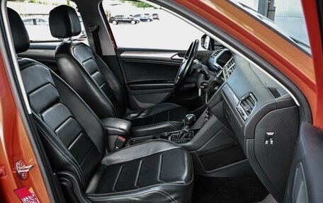 Volkswagen Tiguan II, 2019 год, 2 599 000 рублей, 8 фотография