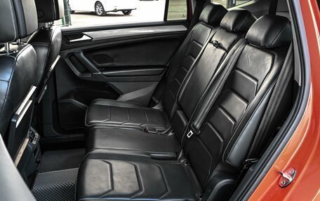 Volkswagen Tiguan II, 2019 год, 2 599 000 рублей, 9 фотография