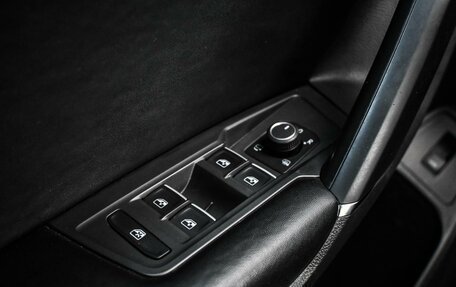 Volkswagen Tiguan II, 2019 год, 2 599 000 рублей, 18 фотография