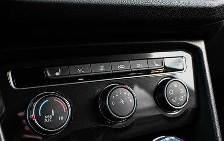 Volkswagen Tiguan II, 2019 год, 2 599 000 рублей, 21 фотография