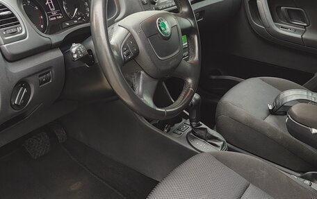 Skoda Fabia II, 2011 год, 850 000 рублей, 18 фотография