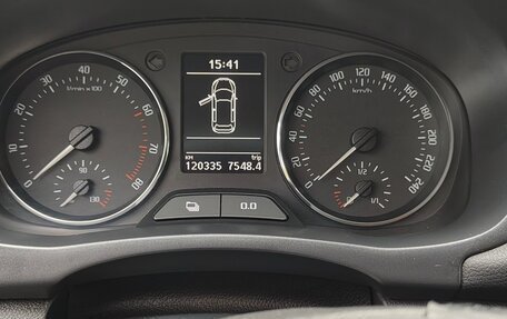 Skoda Fabia II, 2011 год, 850 000 рублей, 15 фотография