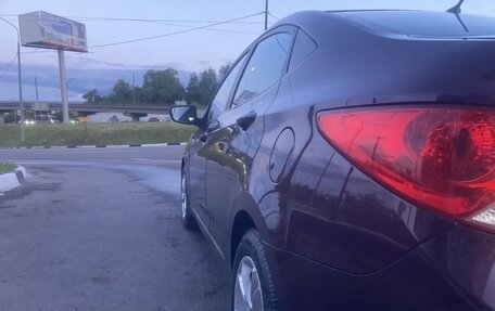 Hyundai Solaris II рестайлинг, 2012 год, 890 000 рублей, 2 фотография