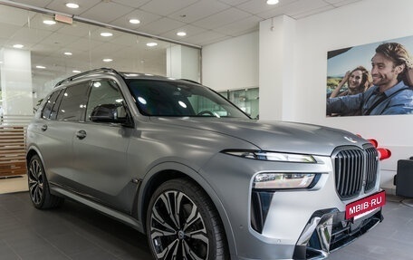 BMW X7, 2022 год, 16 400 000 рублей, 3 фотография