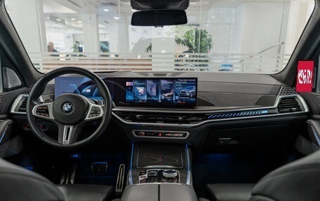 BMW X7, 2022 год, 16 400 000 рублей, 10 фотография