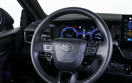 Toyota Camry, 2025 год, 4 099 000 рублей, 14 фотография