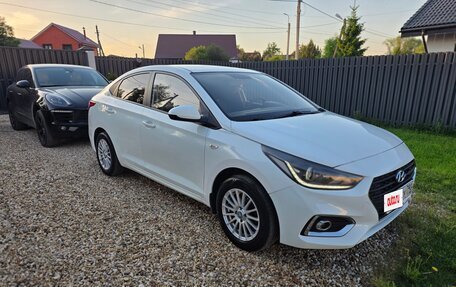 Hyundai Solaris II рестайлинг, 2017 год, 810 000 рублей, 3 фотография