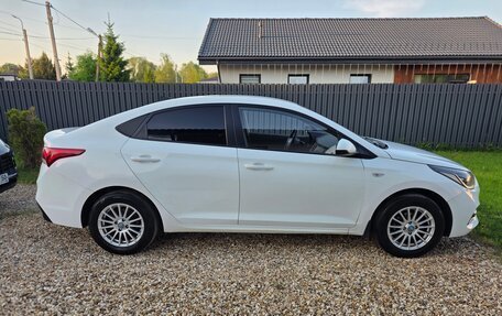 Hyundai Solaris II рестайлинг, 2017 год, 810 000 рублей, 4 фотография