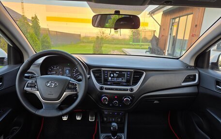 Hyundai Solaris II рестайлинг, 2017 год, 810 000 рублей, 9 фотография
