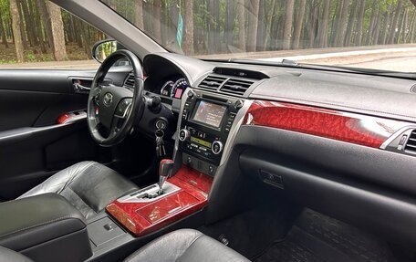 Toyota Camry, 2011 год, 1 650 000 рублей, 5 фотография